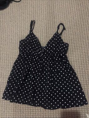 Brandy Melville babydoll polka dot top - like new